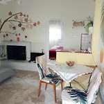 Sea View Nest Apartment Patras